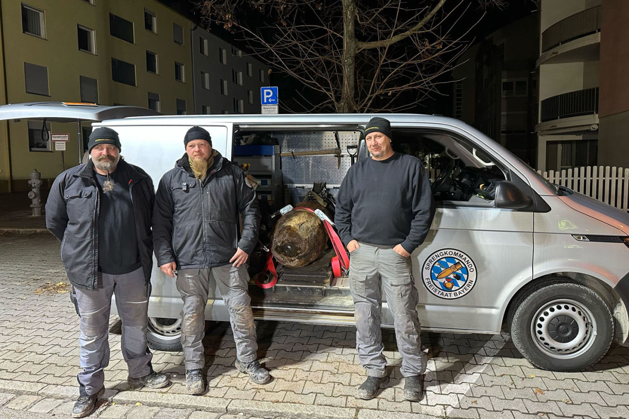Die Sprengmeister Heiko Büchl, Florian Süß und Michael Weiß (v.l.n.r)., Bild © Andreas Schwarzmann / Stadt Nürnberg