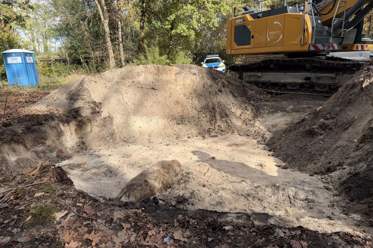 Blick auf den Fundort der Fliegerbombe auf einem Gelände nahe der Trierer Straße.