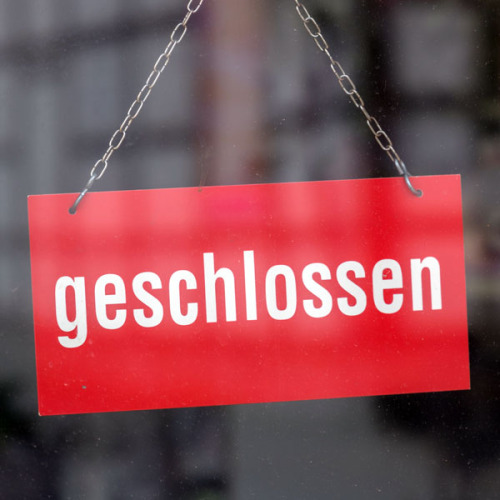 Schild geschlossen © Corinna - stock.adobe.com