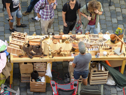 Fot von einem Stand auf dem Trempel·markt von oben., Bild © Uwe Niklas / CTZ Nürnberg