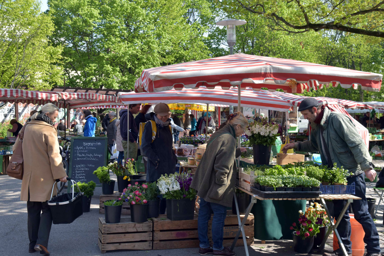 Wochenmarkt auf dem Koberger Platz., Bild © Christine Dierenbach / Stadt Nürnberg