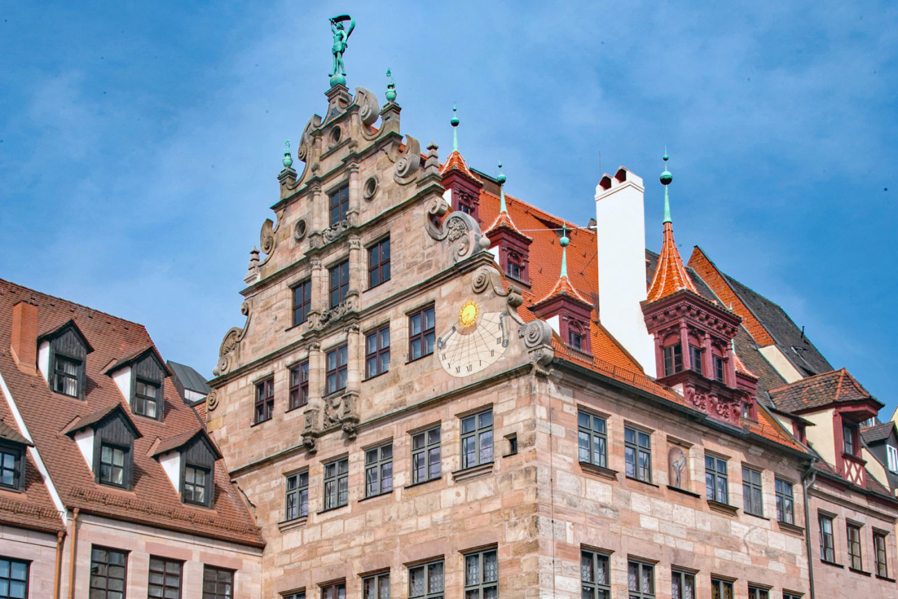 Giebel des historischen Fembohauses in Nürnberg., Bild © Christine Dierenbach / Stadt Nürnberg