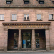 Fassade der Kunsthalle Nürnberg.