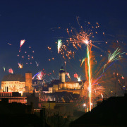 Feuerwerk vor der Kaiserburg an Silvester