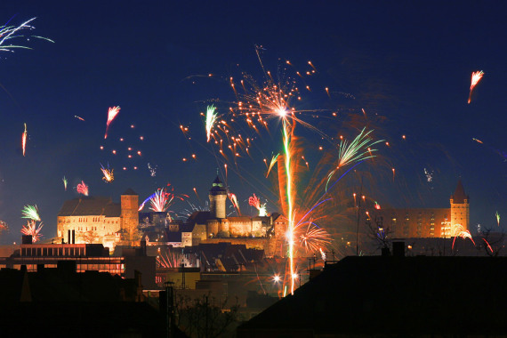 Feuerwerk über der Kaiserburg