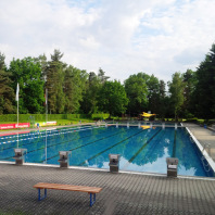 Clubbad Schwimmerbecken