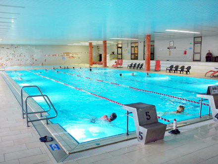 Foto vom Hallen·bad Katzwang.