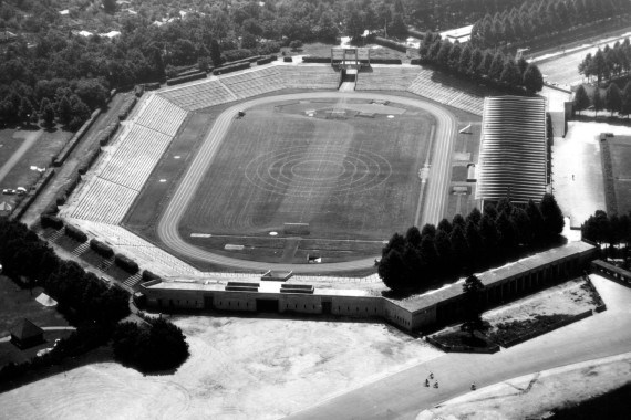 Luftbild des Stadions aus dem Jahr 1949.