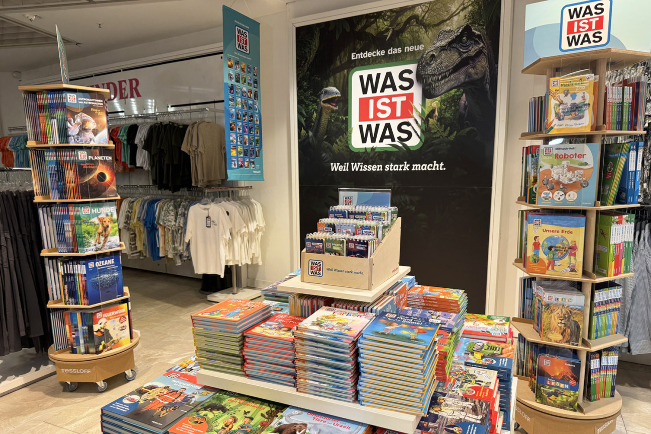 Blick auf den „WAS IST WAS“-Pop-up-Store im ehemaligen Kaufhof, Bild © Tobias Klink / Stadt Nürnberg