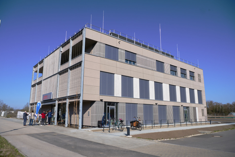 Außenansicht des Modulgebaeudes der Ohm Hochschule auf dem Gelände der Technischen Universität Nürnberg in Lichtenreuth., Bild © THOMAS RIESE