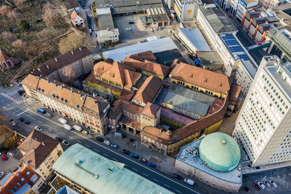 Bild © Florian Fuchs / Stadt Nürnberg Luftaufnahme von Volksbad und Umfeld., Bild © Florian Fuchs / Stadt Nürnberg