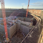 Dezember 2025: Blick auf den Ergänzungsbau im Innenhof der Kongresshalle.