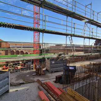 ( Bild: Heike Bauer / Stadt Nürnberg ) Auf dem Übergang zwischen Neubau und Bestand.