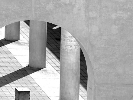 Bild © Birgit Fuder / Stadt Nürnberg Foto: Die Strasse der Menschen·rechte in Nürnberg., Bild © Birgit Fuder / Stadt Nürnberg