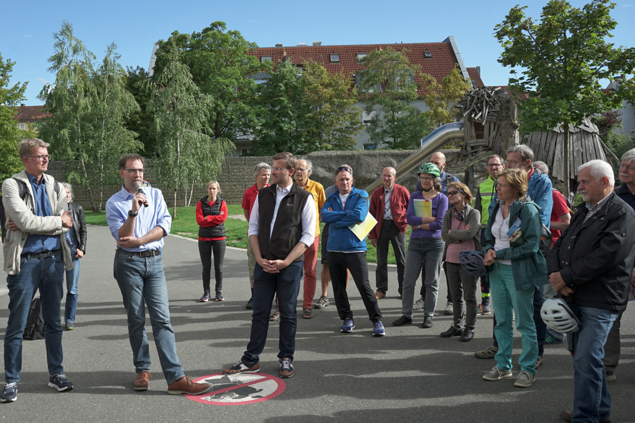 Informationen zum Pilotprojekt Fußgängerfreundliche Stadtteile, Bild © Johannes Barthel / Stadt Nürnberg