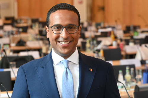 Dritter Bürgermeister Dr. Nasser Ahmed.