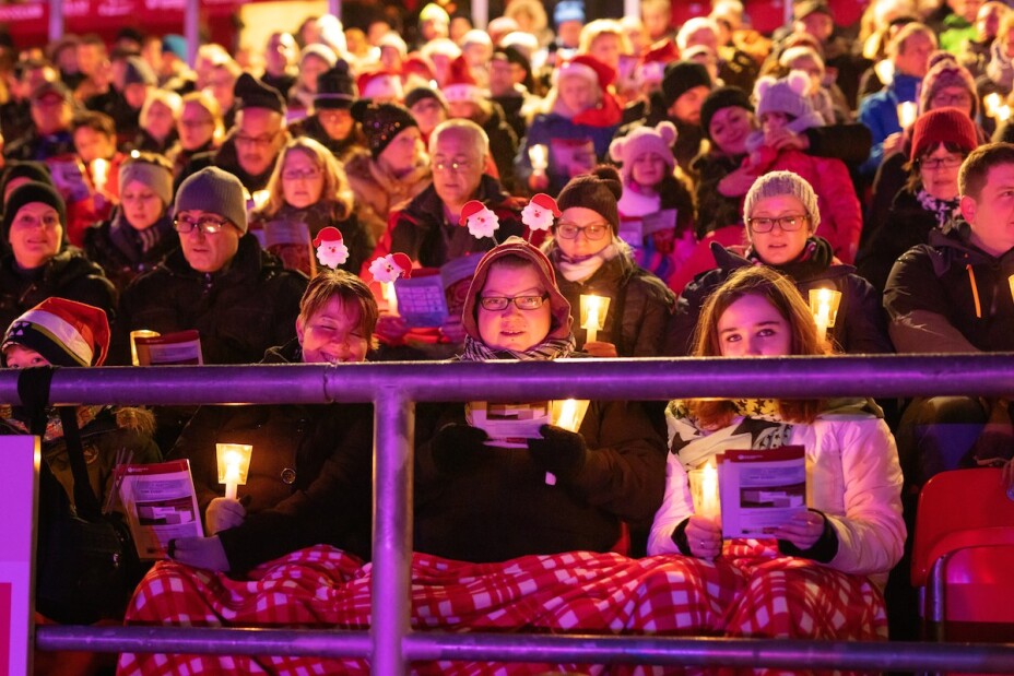 Adventssingen im Stadion.