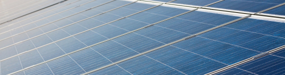 Aufgestellte Solarzellen